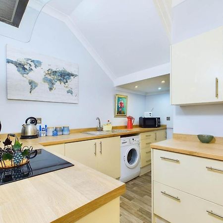 Loveliest Homes Paignton - Sea Front Location With Parking ภายนอก รูปภาพ