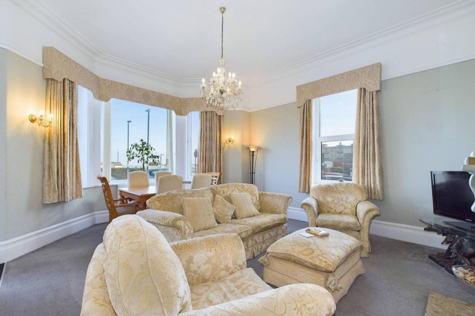 Loveliest Homes Paignton - Sea Front Location With Parking ภายนอก รูปภาพ